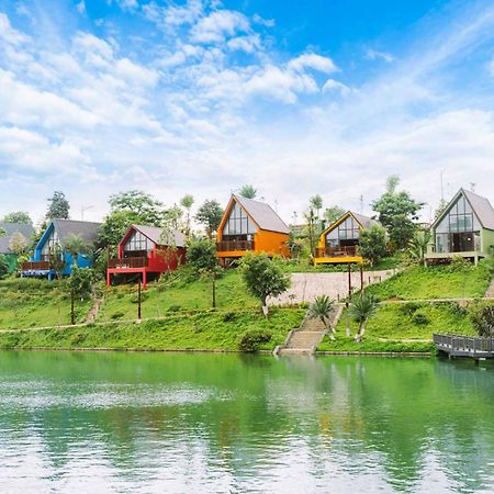 Legacy Hill Resort & Villas Hòa Bình Екстериор снимка